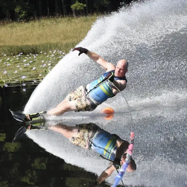 Link to About us page